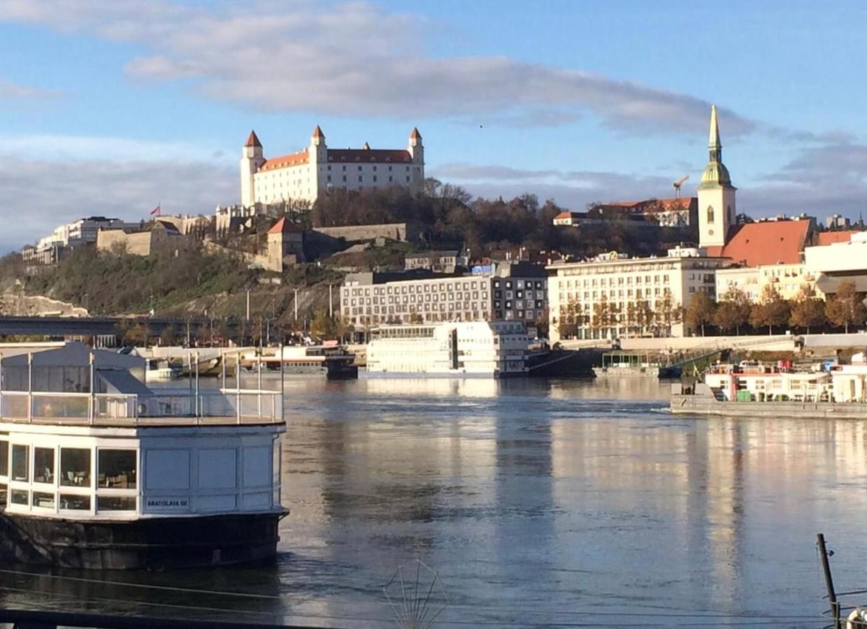 Nice Flat Under The Castle Bratislava Ngoại thất bức ảnh